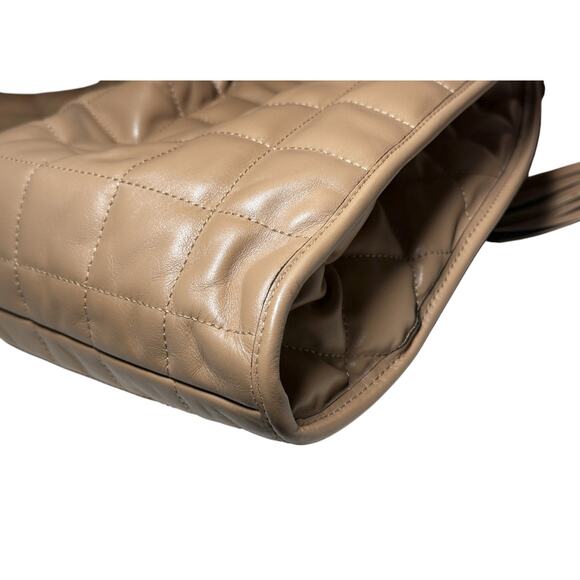 GUCCI Deco Large Camelia Beige Quilted Leather Hobo Tote Chain Shoulder Bag - Picture 7 of 14